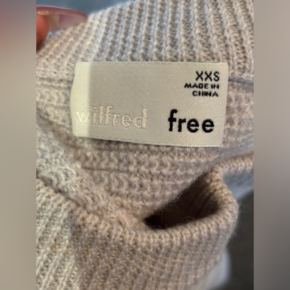 Wilfred Free Lolan Sweater - 100% Merino Wool - Picture 5 of 5